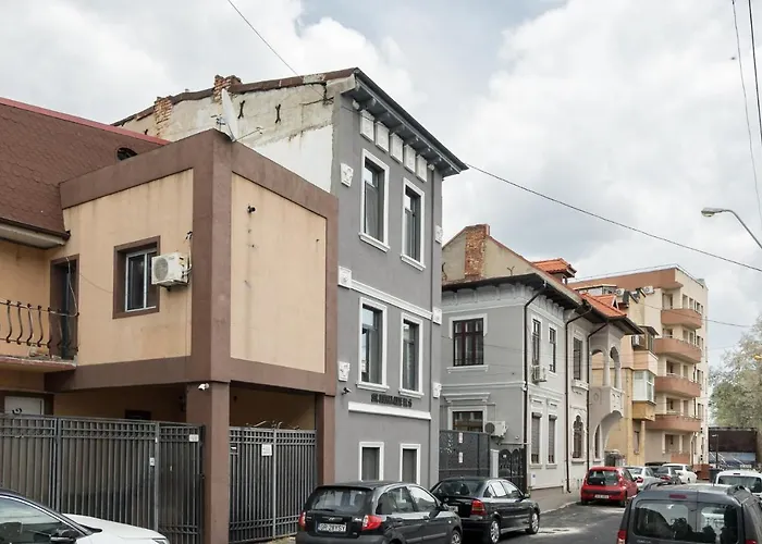 Blue-Line-Apartment-Unirii