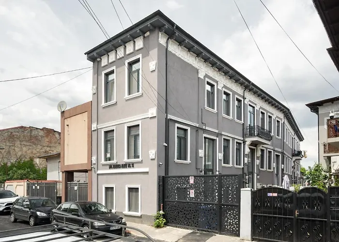 Blue-Line-Apartment-Unirii